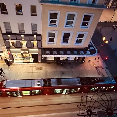 Apartment Au Coeur De *